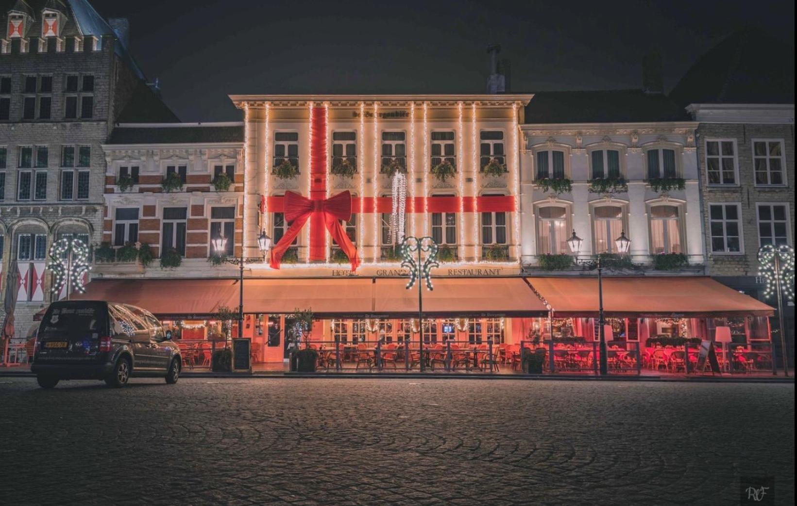 Grand Cafe Hotel De Bourgondier Bergen op Zoom Eksteriør billede